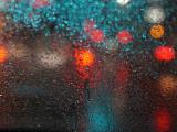 雨天霓虹的伤心