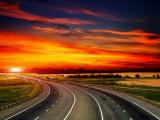 夕阳下的公路