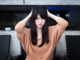 苦恼美女