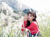 红唇女子
